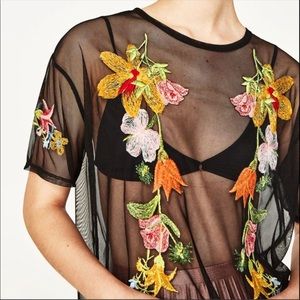 ZARA Women’s Black Mesh Floral Embroidered Top Size S